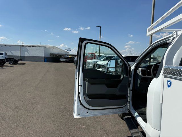 New 2026 Ford F250 XL w/ XL Chrome Package RWD image 21