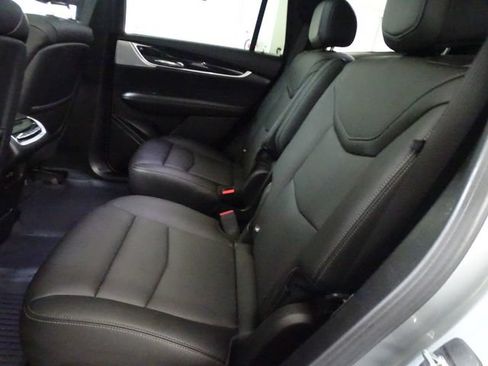 Certified 2024 Cadillac XT6 Premium Luxury w/ Technology Package AWD/4WD image 4