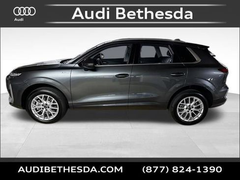 New 2026 Audi Q3 quattro 2.0T AWD/4WD image 4