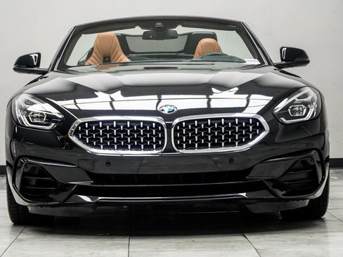 Used 2019 BMW Z4 sDrive30i w/ Premium Package image 9