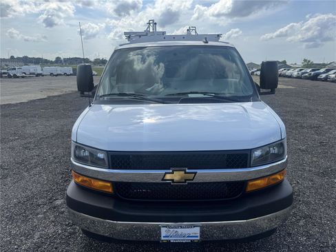 New 2025 Chevrolet Express 3500 w/ Power Convenience Package image 9