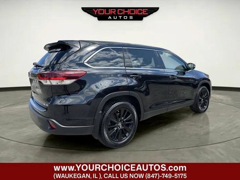 Used 2019 Toyota Highlander SE AWD/4WD image 5