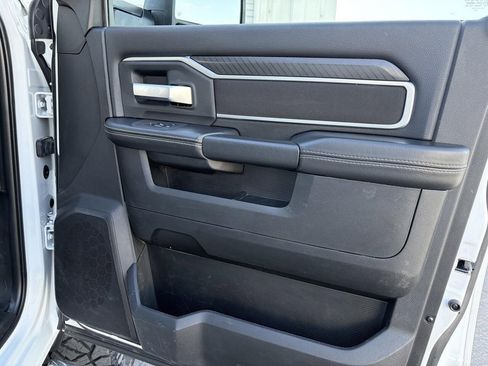 Used 2025 RAM 2500 Big Horn AWD/4WD image 20