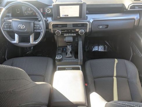 Used 2025 Toyota 4Runner SR5 image 30