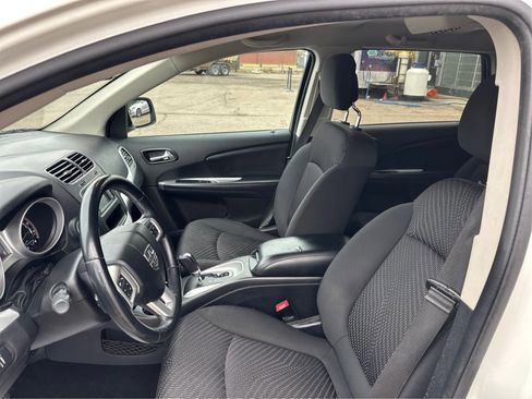 Used 2018 Dodge Journey SE w/ Popular Equipment Group image 10