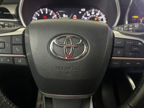 Used 2023 Toyota Highlander XSE image 63
