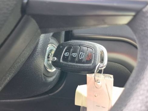 Used 2018 Hyundai Sonata SE FWD image 21