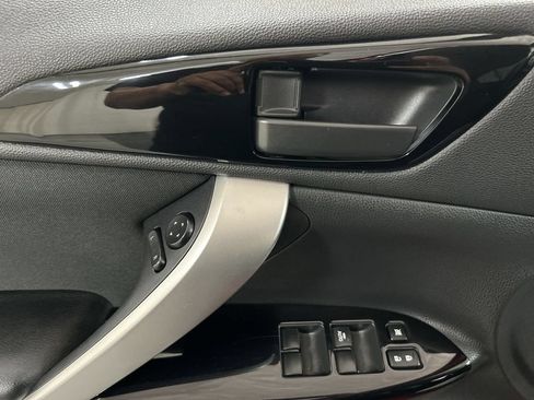 Used 2018 Mitsubishi Eclipse Cross LE AWD/4WD image 9