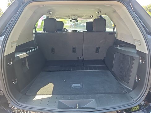 Used 2017 Chevrolet Equinox LS AWD/4WD image 26