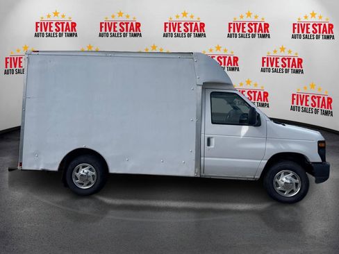 Used 2010 Ford E-250 and Econoline 250 image 8
