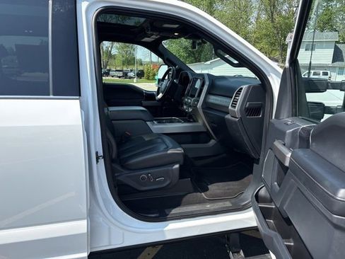Used 2022 Ford F350 Platinum AWD/4WD image 7
