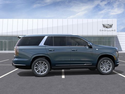 New 2026 Cadillac Escalade Luxury AWD/4WD image 5