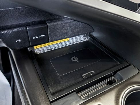 Used 2021 Toyota Camry XSE w/ Carpet Mat Package (TMS) image 26