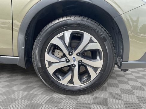 Used 2020 Subaru Outback Touring AWD/4WD image 8