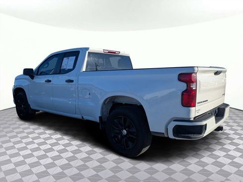 Used 2024 Chevrolet Silverado 1500 Custom image 5