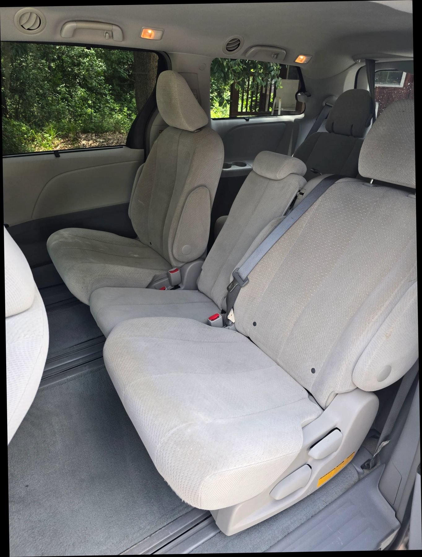 Used 2014 Toyota Sienna LE FWD image 14
