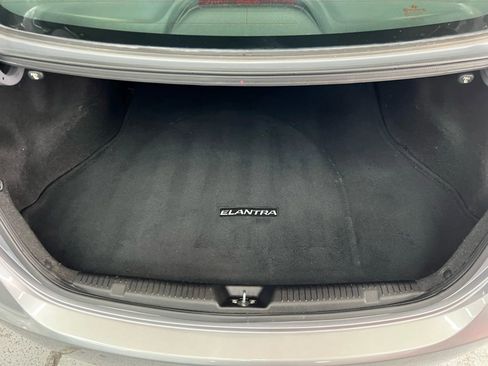 Used 2013 Hyundai Elantra Limited w/ Technology Pkg image 13