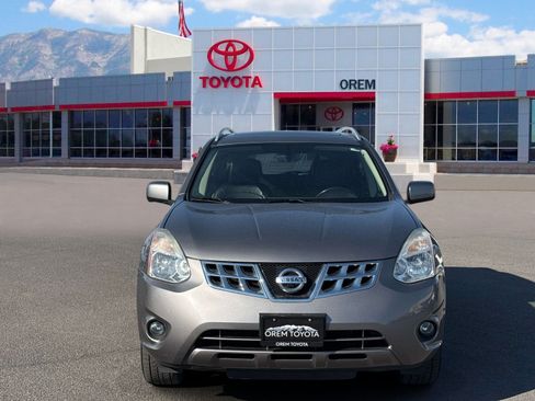 Used 2012 Nissan Rogue SL AWD/4WD image 2