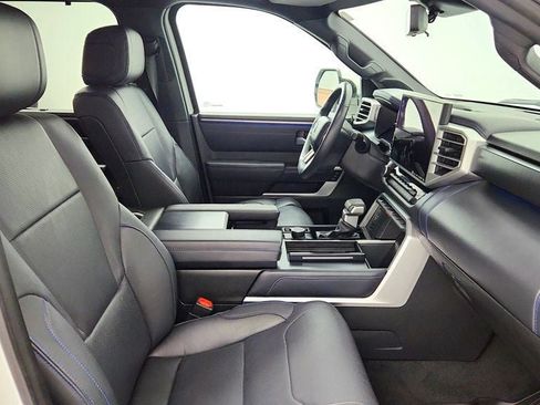 Used 2024 Toyota Tundra Platinum AWD/4WD image 23