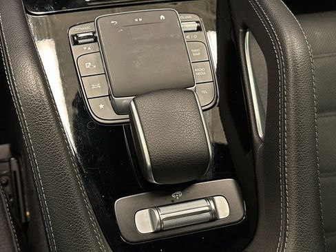 Used 2024 Mercedes-Benz GLS 450 4MATIC image 31