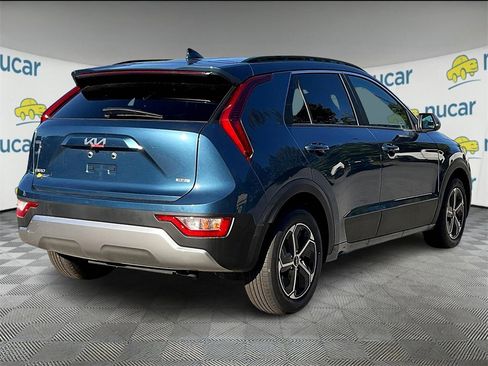 New 2025 Kia Niro EX image 7