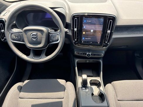 New 2025 Volvo EX40 Core w/ Climate Package image 6