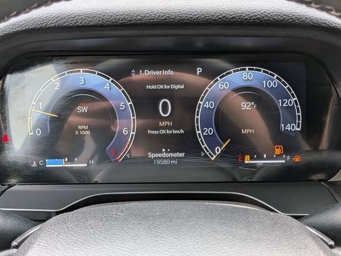Used 2023 Jeep Grand Cherokee Altitude AWD/4WD image 16