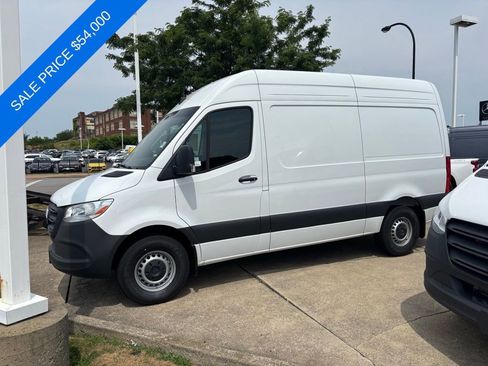 New 2025 Mercedes-Benz Sprinter 2500 image 3