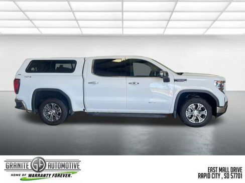Used 2024 GMC Sierra 1500 SLT AWD/4WD image 7