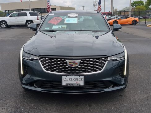 Used 2022 Cadillac CT4 Premium Luxury image 3