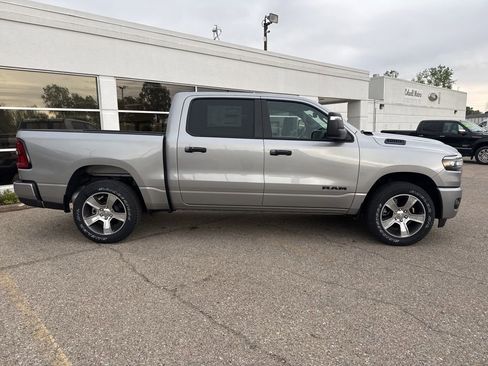 Used 2025 RAM 1500 Tradesman AWD/4WD image 2