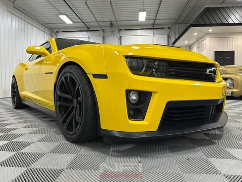 Used 2012 Chevrolet Camaro ZL1 image 15