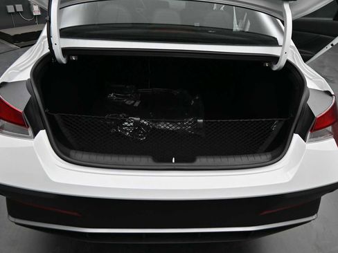 New 2026 Hyundai Elantra SEL Sport FWD image 15
