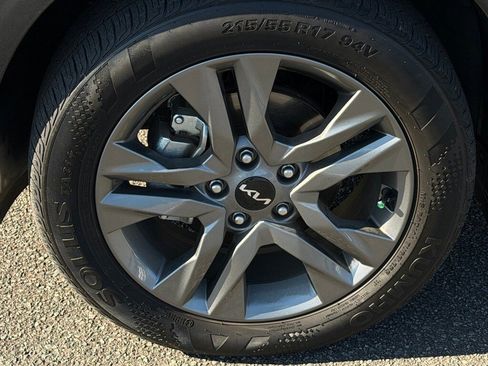 Used 2023 Kia Seltos S w/ Navigation Package image 7