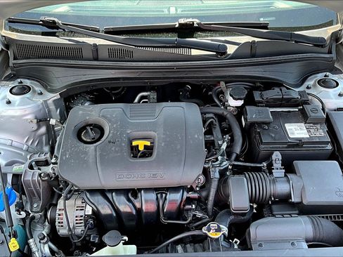 Used 2021 Kia Forte LXS FWD image 28