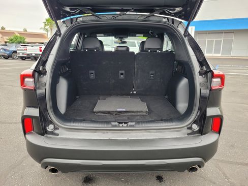 Used 2025 Ford Escape ST-Line AWD/4WD image 28
