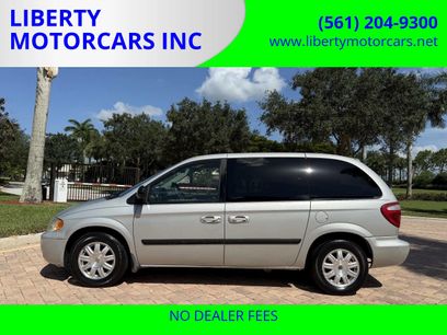 Used 2006 Chrysler Town & Country