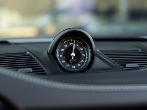 Certified 2024 Porsche 911 Carrera S image 32