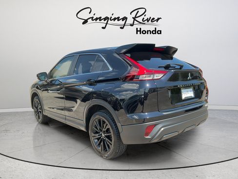 Used 2023 Mitsubishi Eclipse Cross LE AWD/4WD image 5
