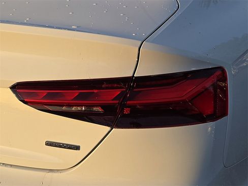 Used 2022 Audi A5 2.0T Premium Plus image 10