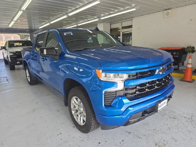 Used 2024 Chevrolet Silverado 1500 RST w/ Convenience Package II AWD/4WD image 7