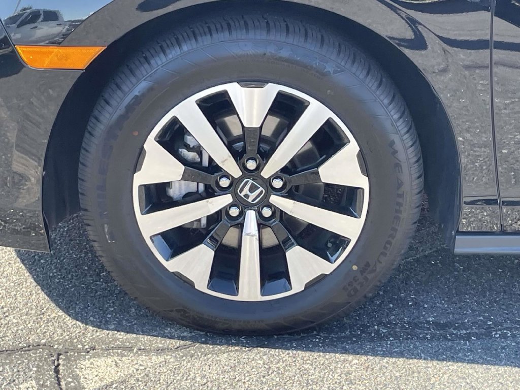 Used 2025 Honda Odyssey EX-L image 11