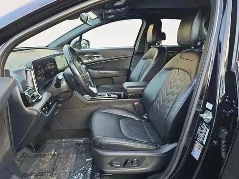 Used 2023 Kia Sportage X-Line w/ X-Line Premium Package image 9