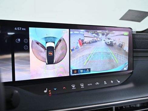 New 2026 Nissan Leaf Platinum+ w/ Cargo Package (Platinum+) image 17