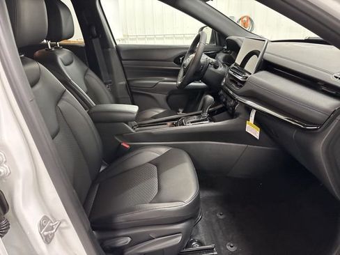 Used 2026 Jeep Compass Latitude AWD/4WD image 29