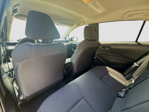 Used 2022 Toyota Corolla LE FWD image 23