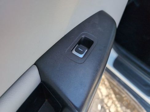 Used 2020 Kia Sportage S image 11