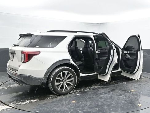 Used 2021 Ford Explorer ST w/ Premium Technology Package image 60