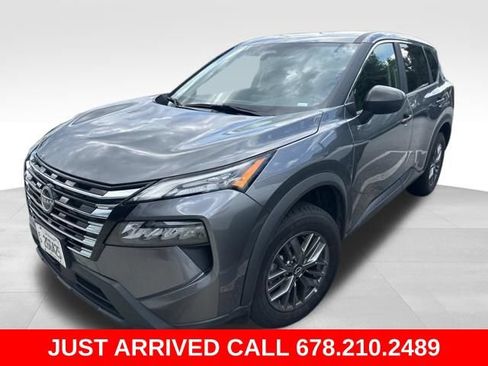 Used 2024 Nissan Rogue S AWD/4WD image 1