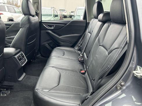 Used 2023 Subaru Forester Premium image 25